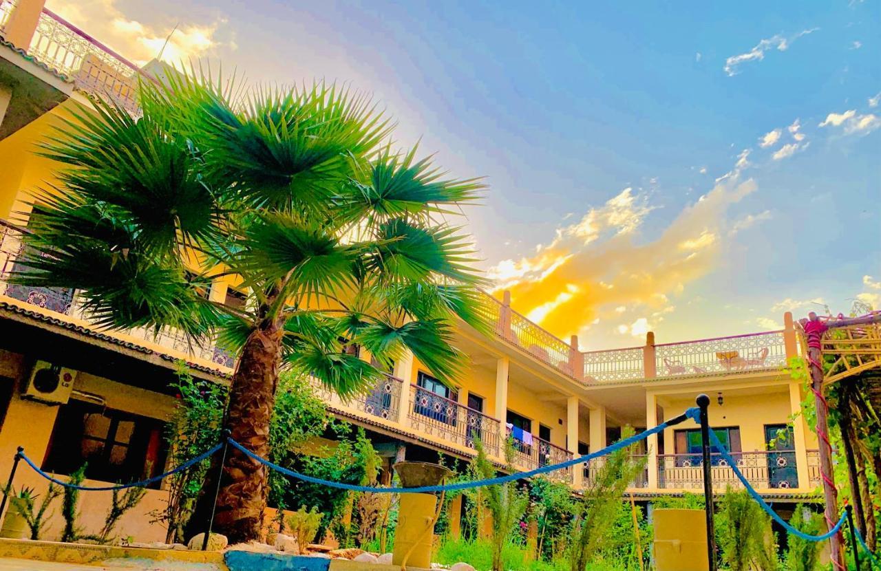 Hotel Restaurant La Kasbah تنغير المظهر الخارجي الصورة