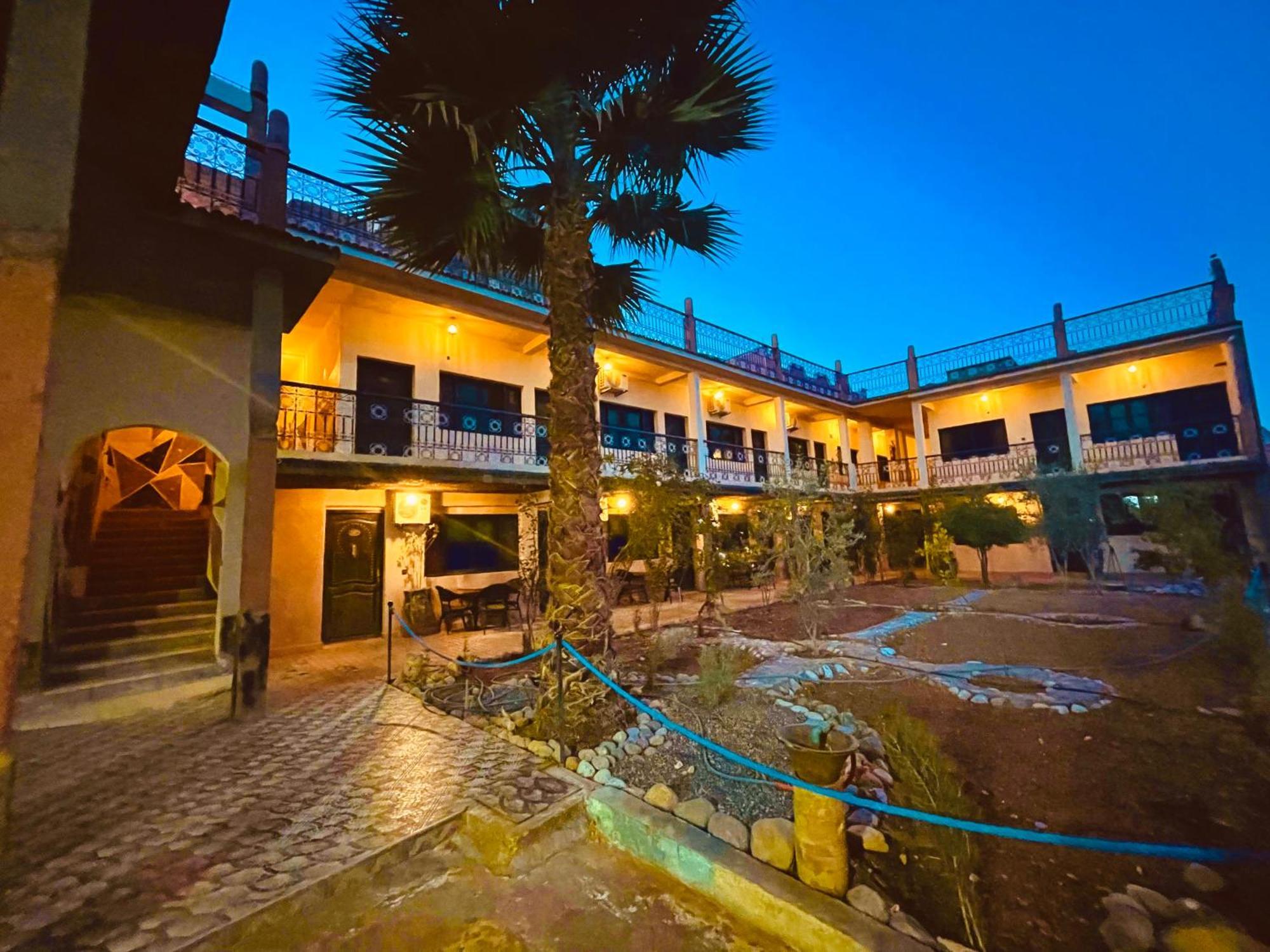 Hotel Restaurant La Kasbah تنغير المظهر الخارجي الصورة