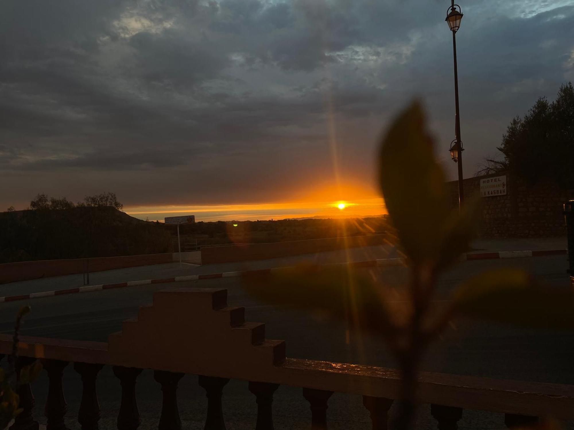 Hotel Restaurant La Kasbah تنغير المظهر الخارجي الصورة
