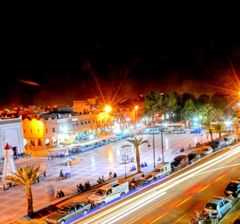 Hotel Restaurant La Kasbah تنغير المظهر الخارجي الصورة
