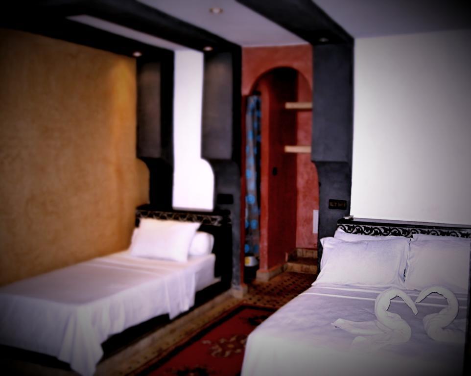 Hotel Restaurant La Kasbah تنغير المظهر الخارجي الصورة